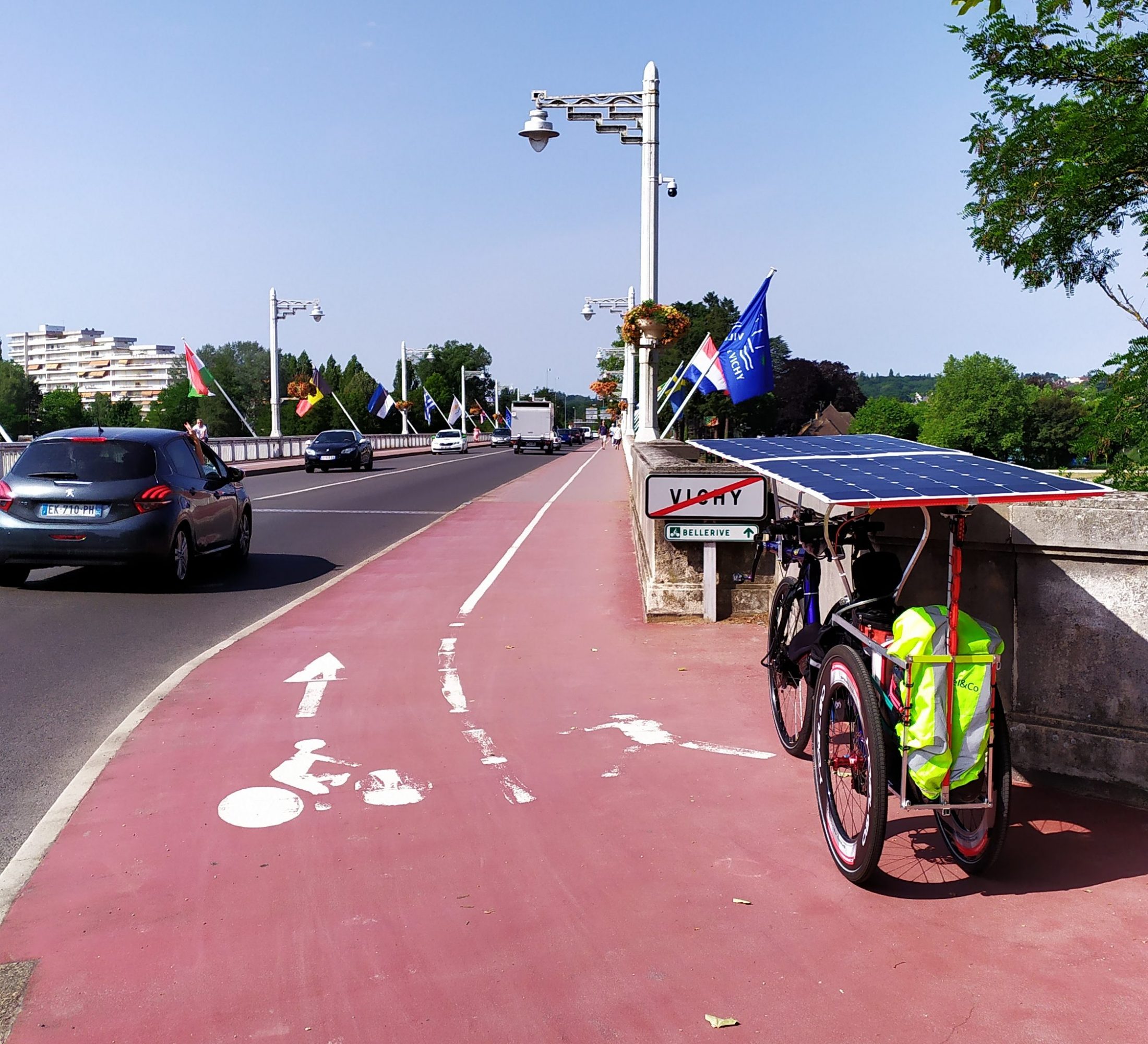 Nice bike path in Vichy